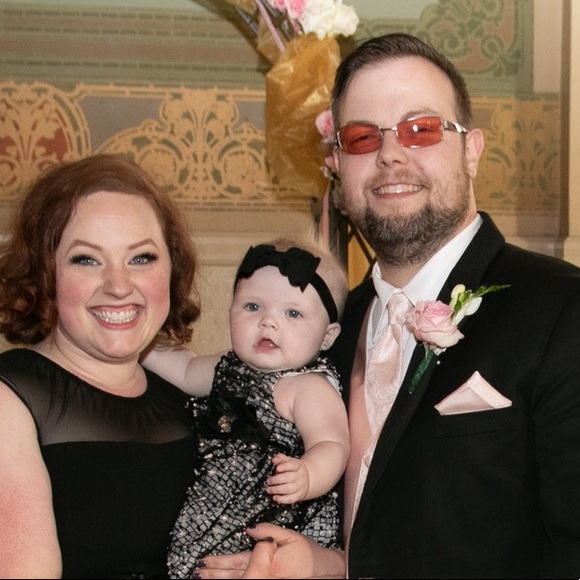 Meet the Posher, Erin! (I’m pretty cool, just FYI) - Picture 5 of 7